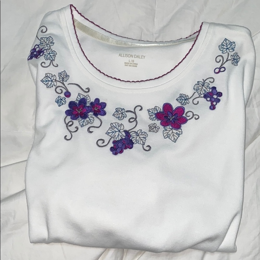 Allison Daley women’s short sleeve Top